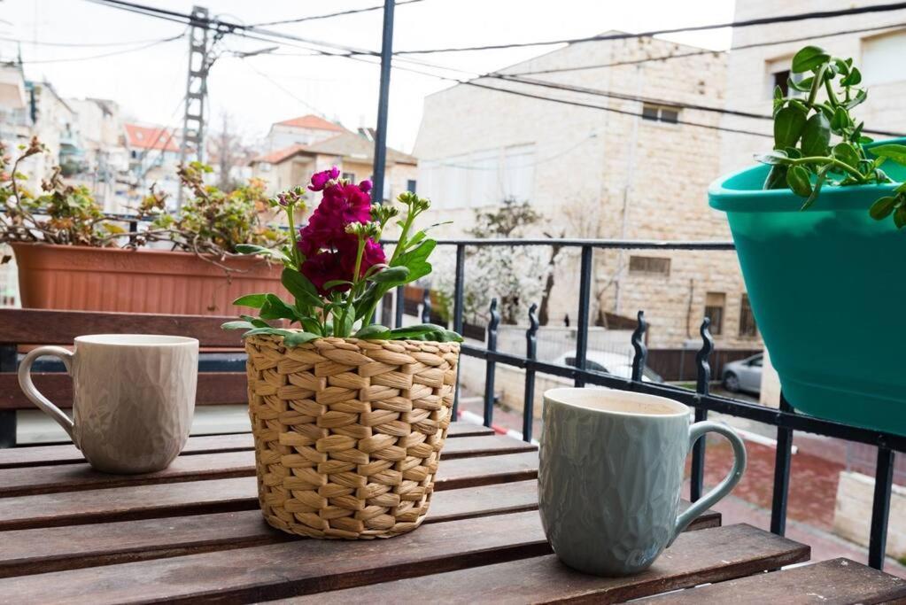 Eliyahu Salman #1 Lejlighed Jerusalem Eksteriør billede